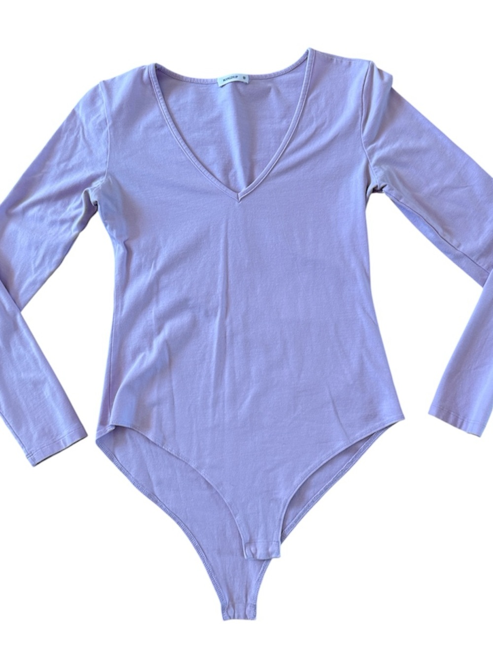 WOMENS V-NECK LONG SLEEVE BODYSUIT COMFORTABLE STRETCHY 2-SNAPS ON BOTTOM MEDIUM